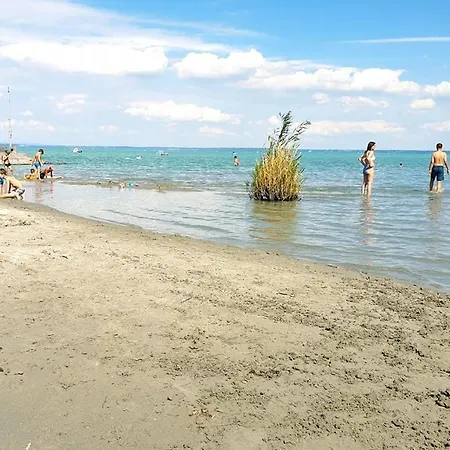 Balancaa Beach - Vizparti, Teraszos, Kertkapcsolatos Apartman Az Aranyparton * Siófok